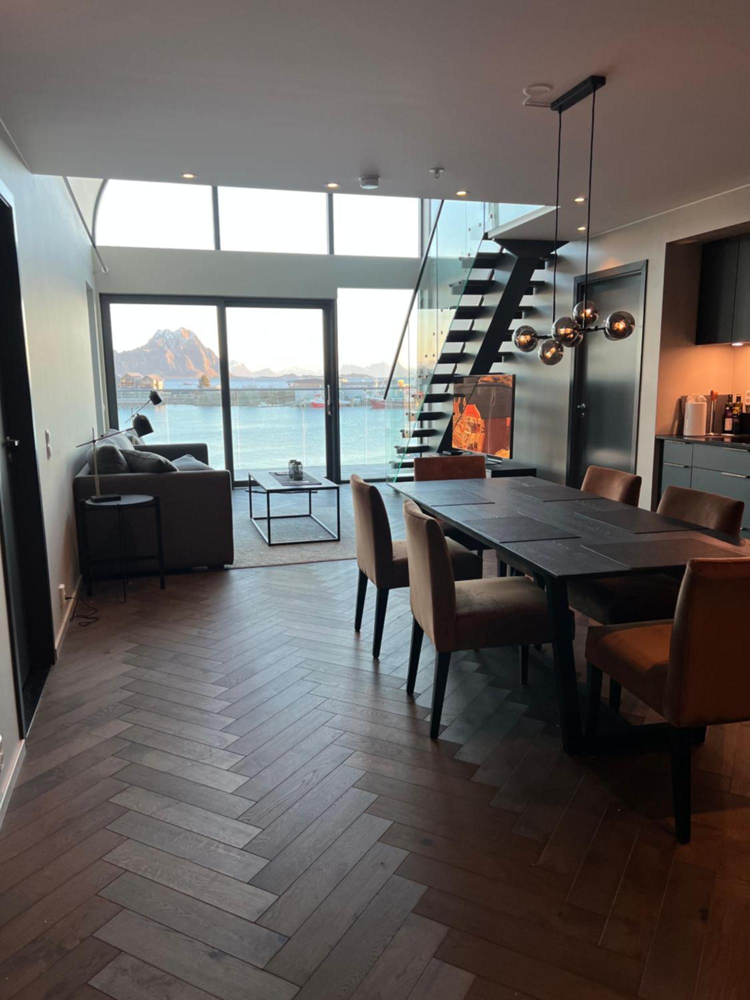Lofoten Suiteapartments Svolvaer Exterior photo