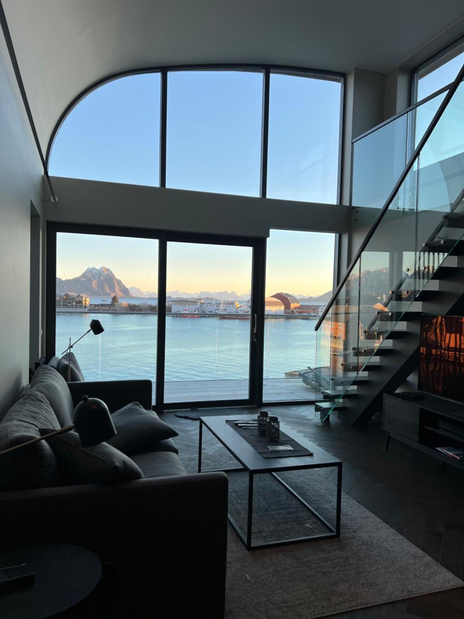 Lofoten Suiteapartments Svolvaer Exterior photo